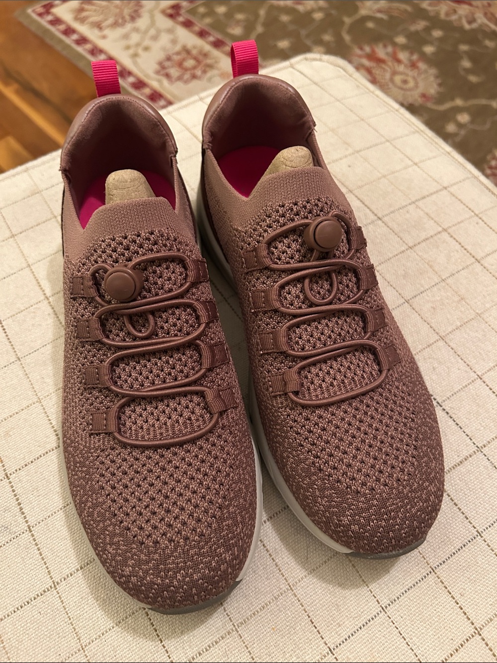 Easy Spirit Women’s Mauve Knit Slip-On Sneakers with Toggle